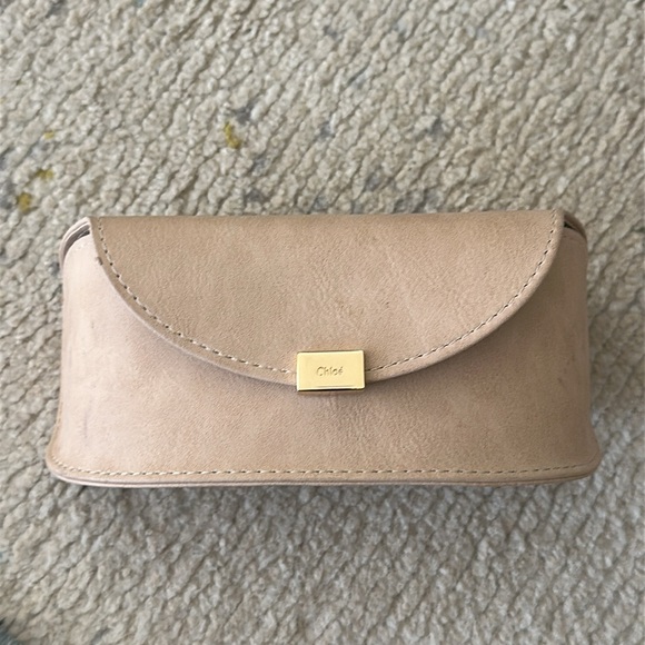 CHLOE GOLD SUNGLASSES - Picture 6 of 7